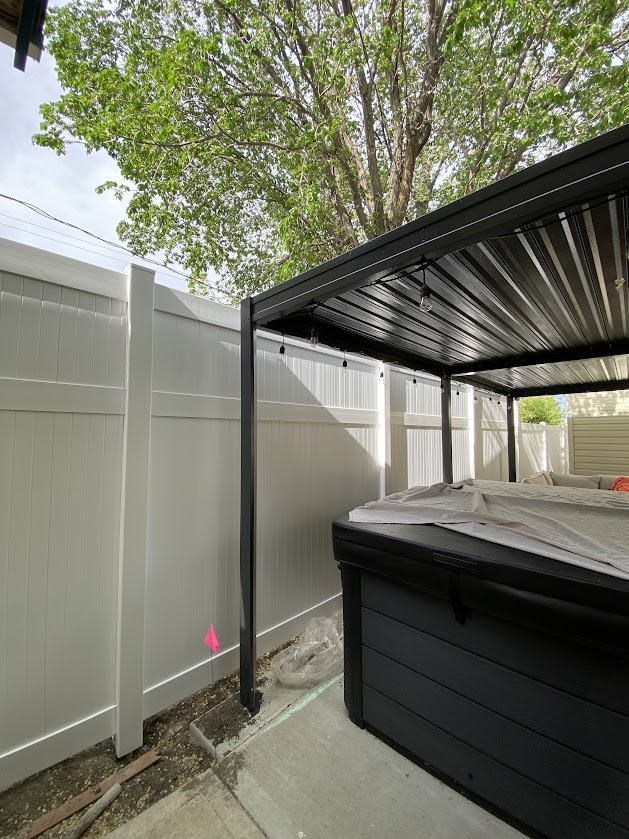 8ft Vinyl Fences – Heavy-Duty Security