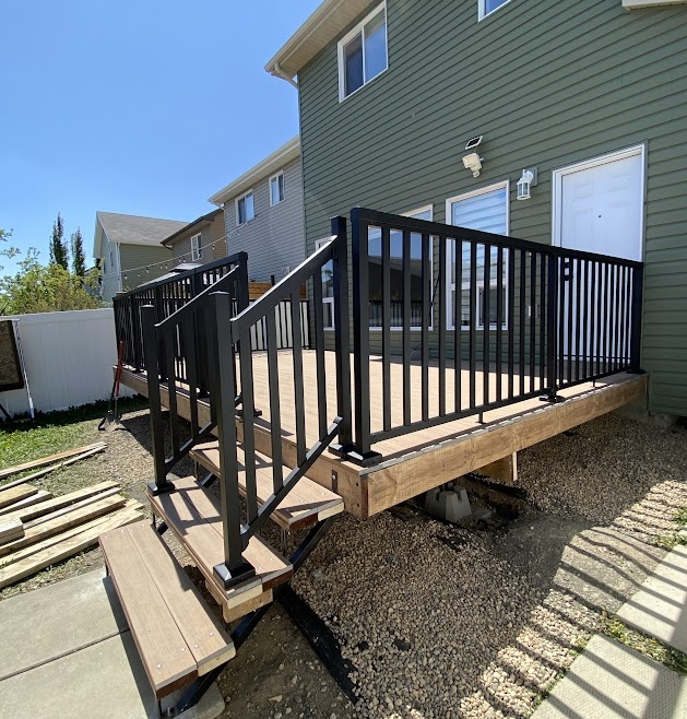 20’x16′ deck