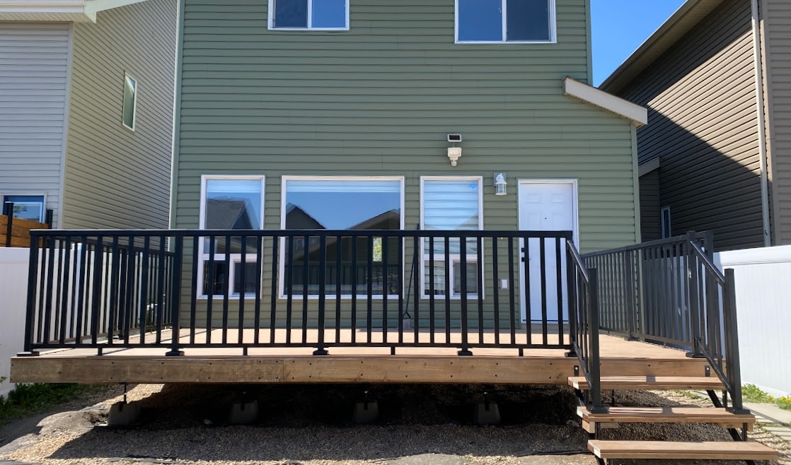20’x16′ deck