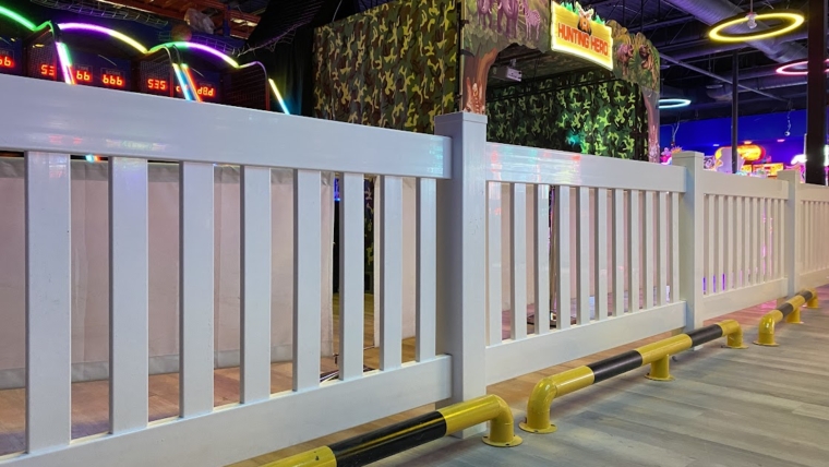Vinyl Picket Fence